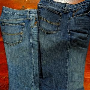 2 Pair of 32x34 Ariat Jeans. M2 Boot Cut EUC